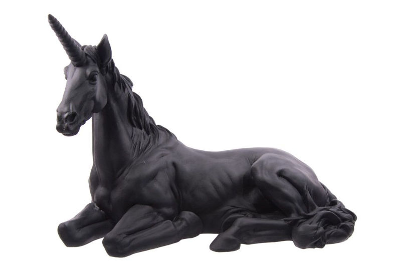 Figura Unicornio negro de jardín