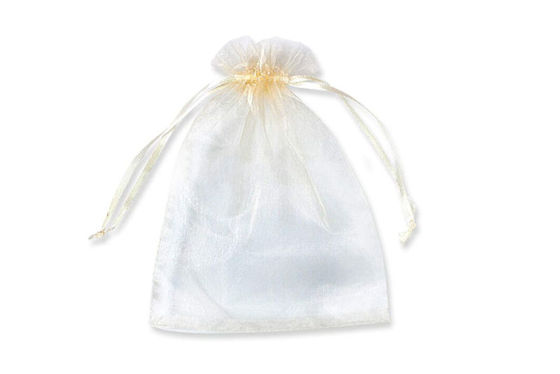 Bolsa de organza de color beige