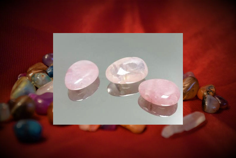 Canto rodado med. Cuarzo rosa perforado