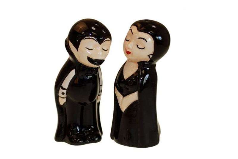 Salero y Pimentero de Vampiros