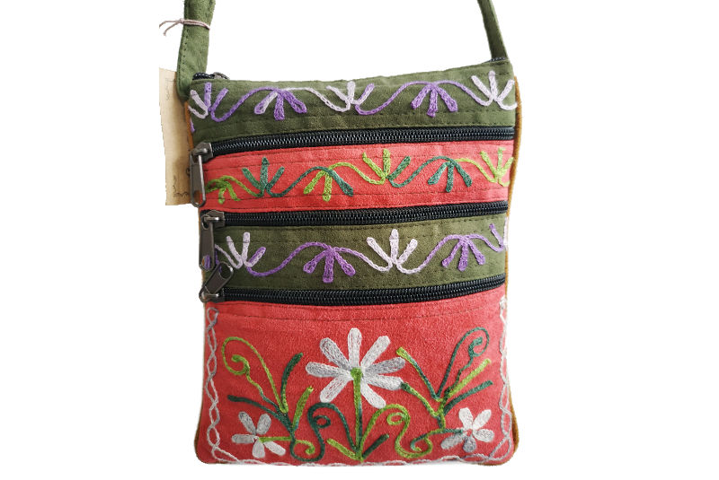 Bolso Bandolera Verde-Rojo Bordado Floral