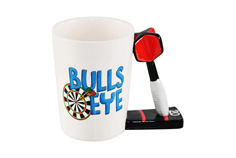 Taza Bulls Eye Asa forma de Dardo