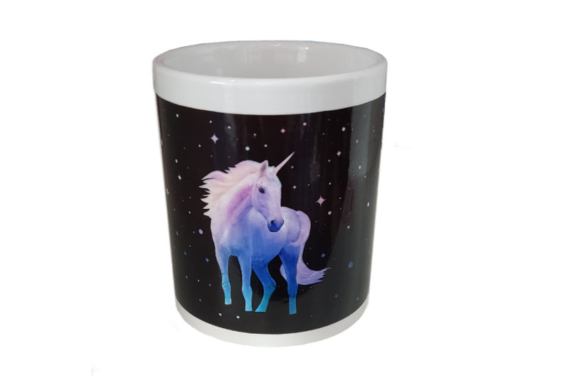 Taza con Dibujo de Unicornio en Universo