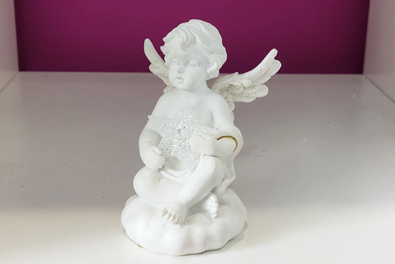 Figura de Querubín con Estrella Led