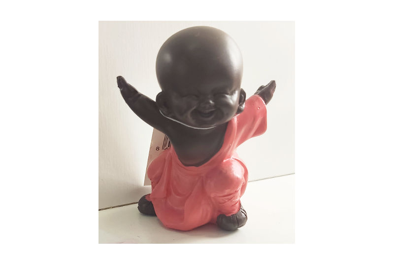 Figura Niño Monje Artes Marciales Rosa 1